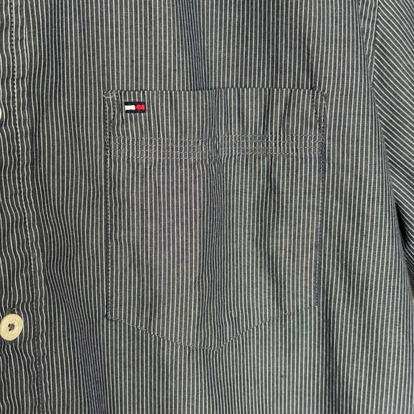 Tommy Hilfiger Mens Striped Short Sleeve Button Down Camp Shirt Blue Size Medium - Picture 4 of 9